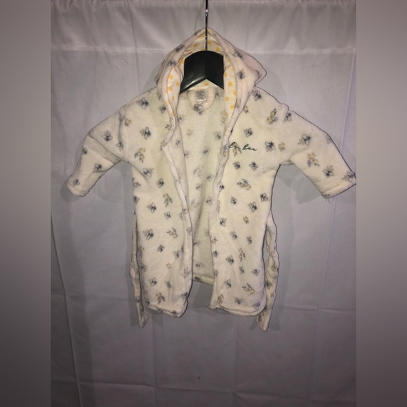 Modern baby shower robe - Picture 1 of 2